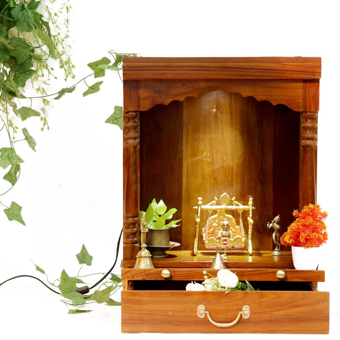 Teak wood Jali Temple