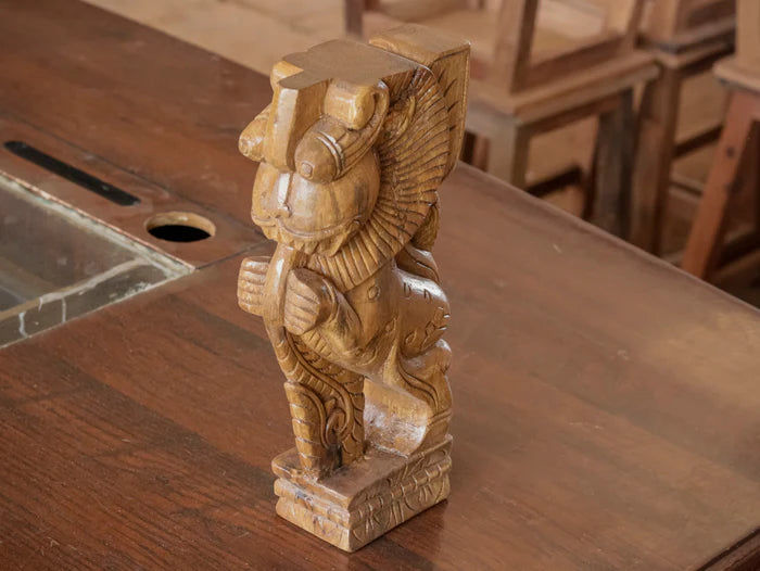 Solid wood Detailed Carved Yali Door Bracket