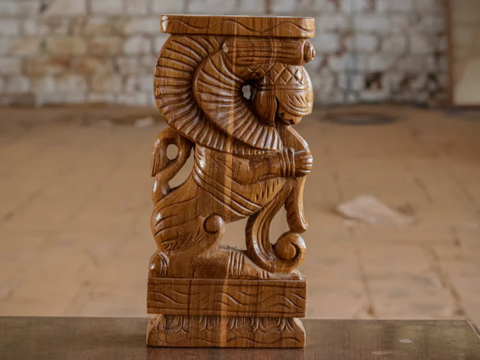 Wooden Majestic Yali Door Bracket - Teak wood
