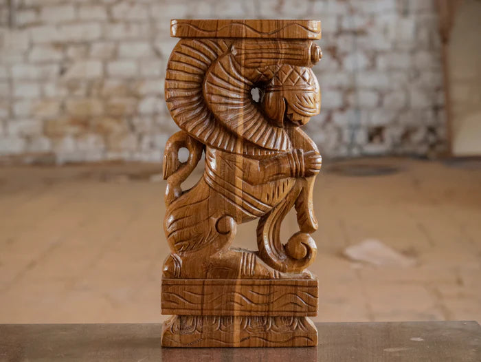 Wooden Majestic Yali Door Bracket - Teak wood
