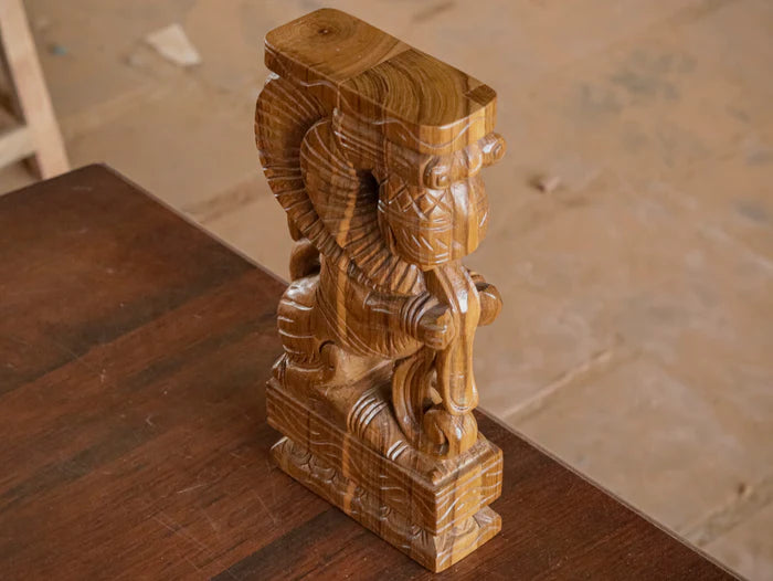Wooden Majestic Yali Door Bracket - Teak wood