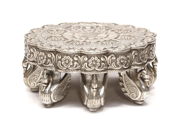 White Metal Fitted Heavens Floor Bajot Silver Finishing