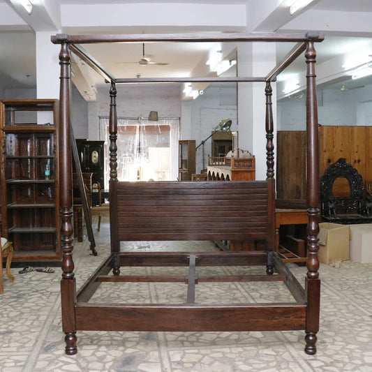 Traditional Southern Canopy Bed