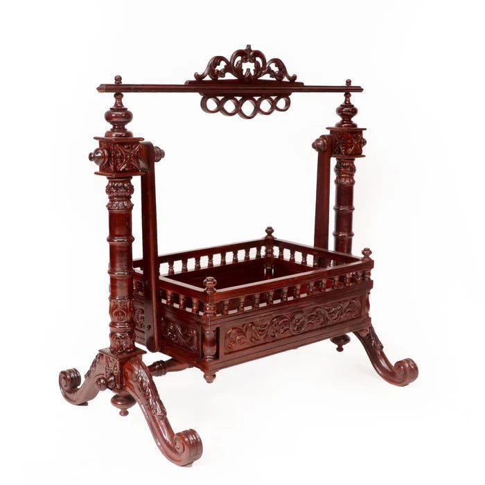 Spacious wooden cradle for newborn baby sleeping area
